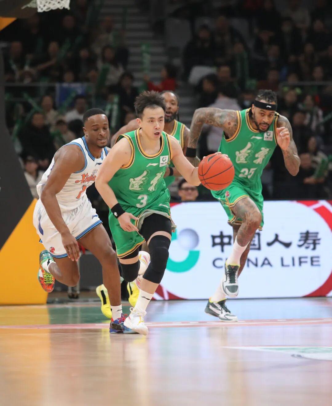 开云体育下载-赵继伟复出，辽篮赢了！