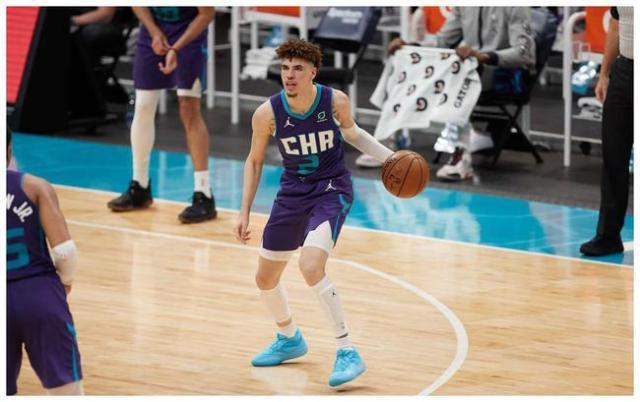 开云体育官网-乔丹眼光变好了？黄蜂酝酿崛起 新赛季或当黑马