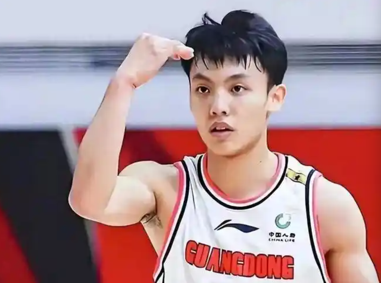 领先18分输球！杜锋点评一针见血，批评了广东队4名球员