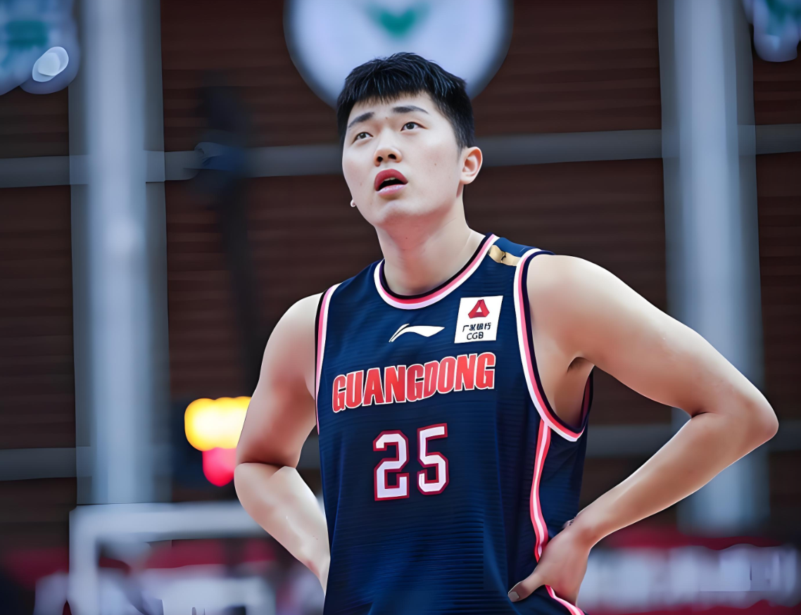 领先18分输球！杜锋点评一针见血，批评了广东队4名球员