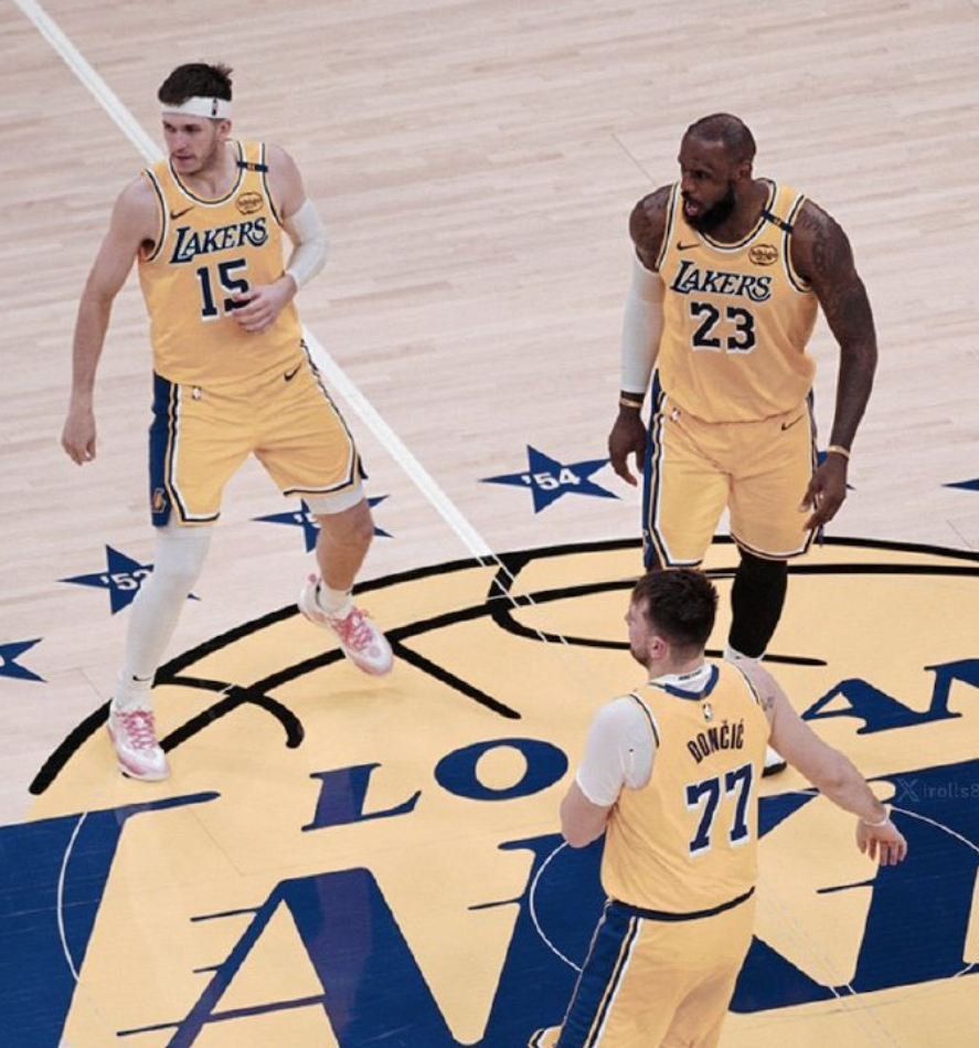 开云体育下载-53+45+94！神级交易，我以为他是来辅助老詹的...